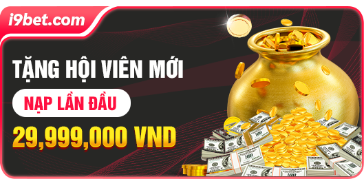 Promotional banner for VIP cashback reward at Casino Plus